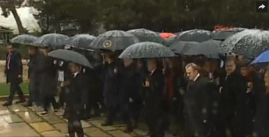 Anıtkabir'de 23 Nisan için ilk tören