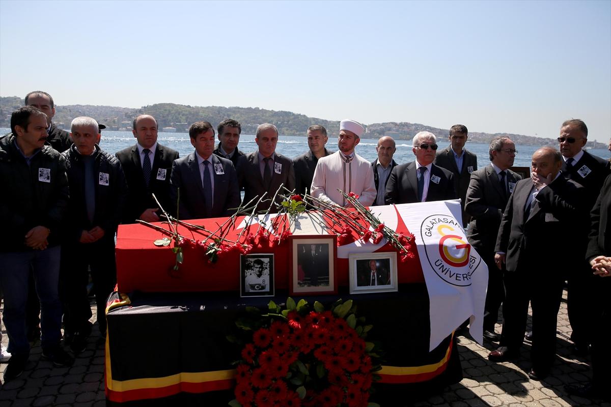 Erdoğan Teziç'e Galatasaray Üniversitesi'nde tören