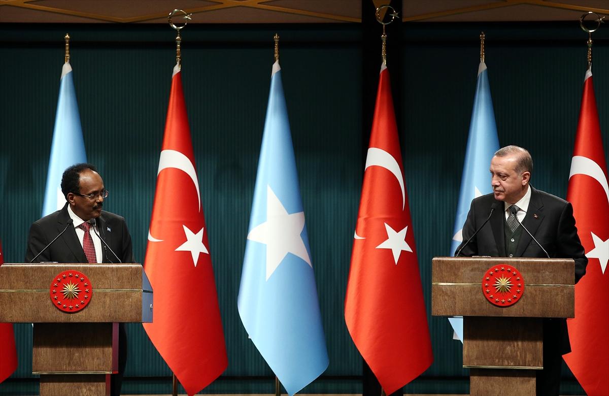 Erdoğan Somalili mevkidaşıyla toplantı düzenledi