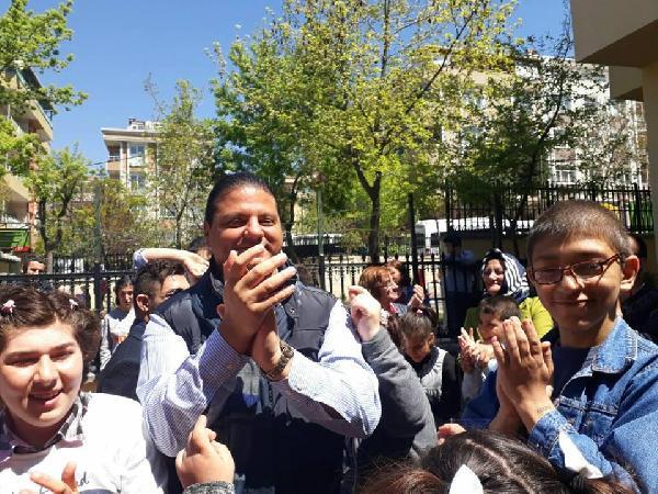 Kubat 'özel öğrenciler'le buluştu