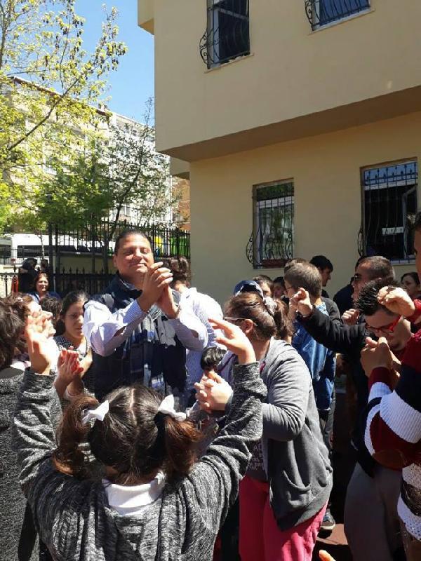 Kubat 'özel öğrenciler'le buluştu