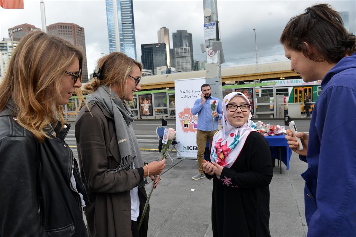 Avustralya'da 'Buyrun, Ben Müslümanım' etkinliği