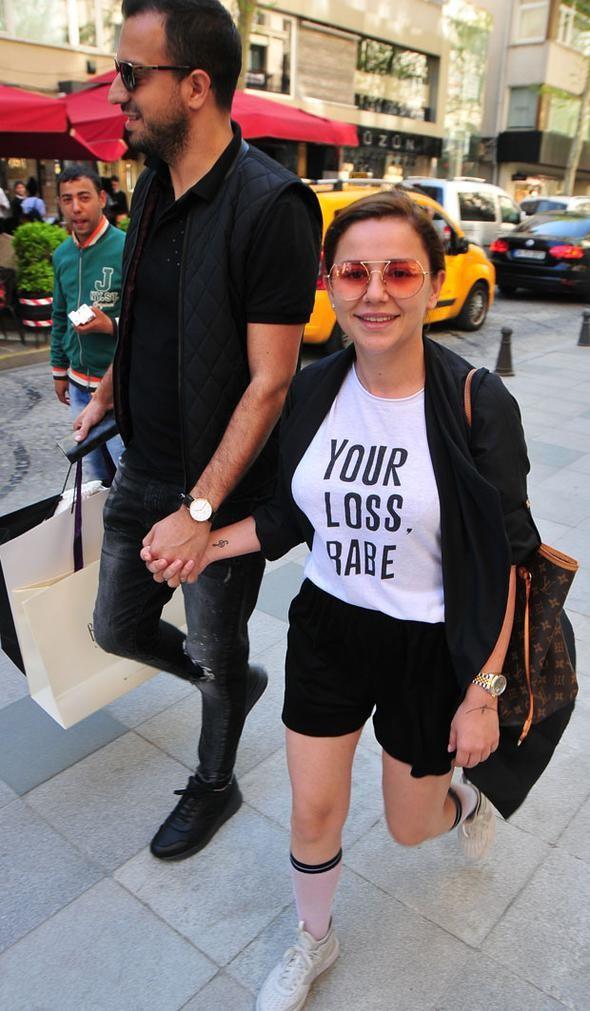 Merve Özbey ile sevgilisi arasındaki boy farkı