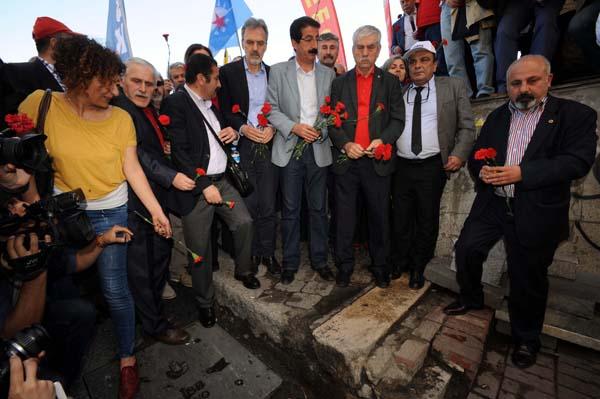 Taksim'de 1 Mayıs 1977 anıldı