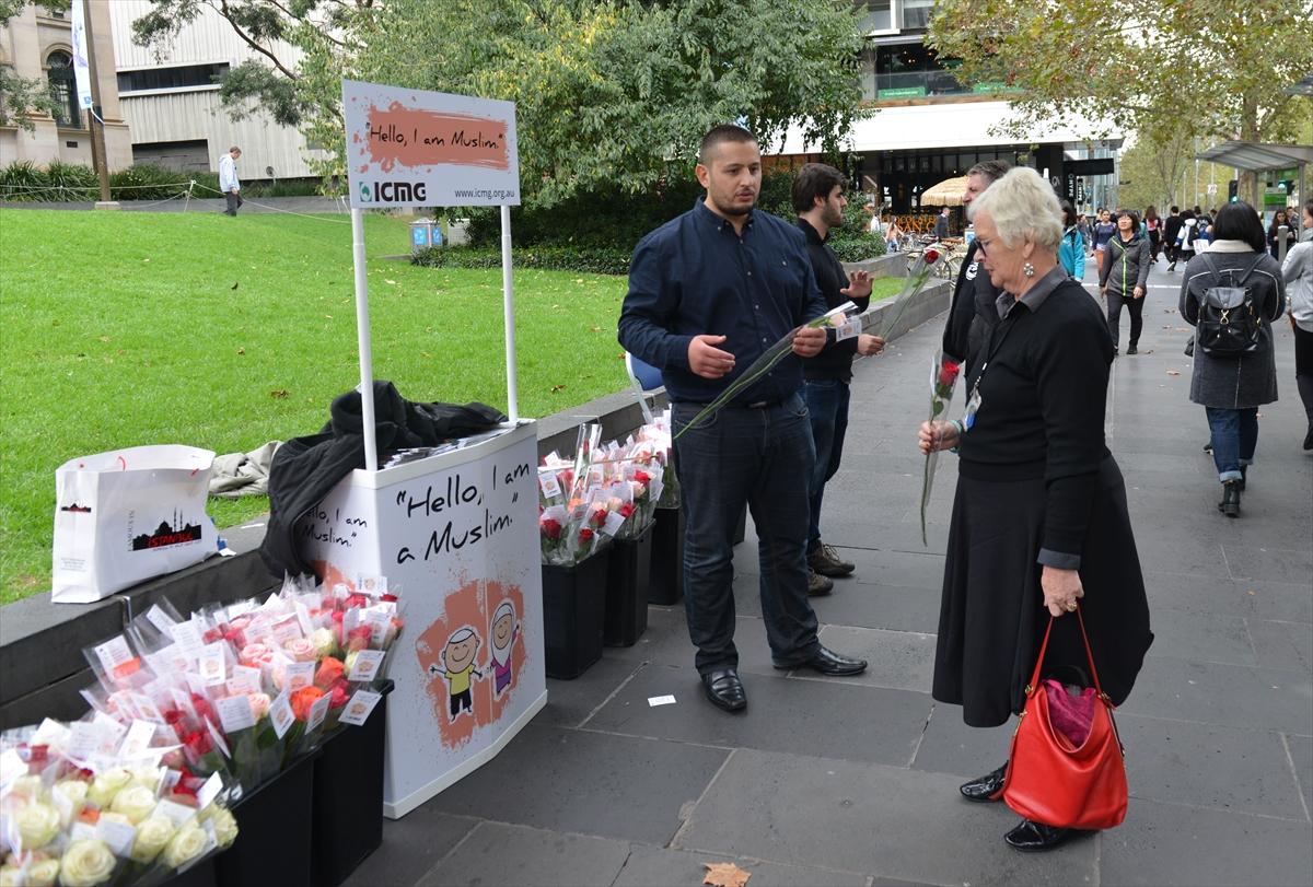 Avustralya'da 'Buyrun, Ben Müslümanım' etkinliği