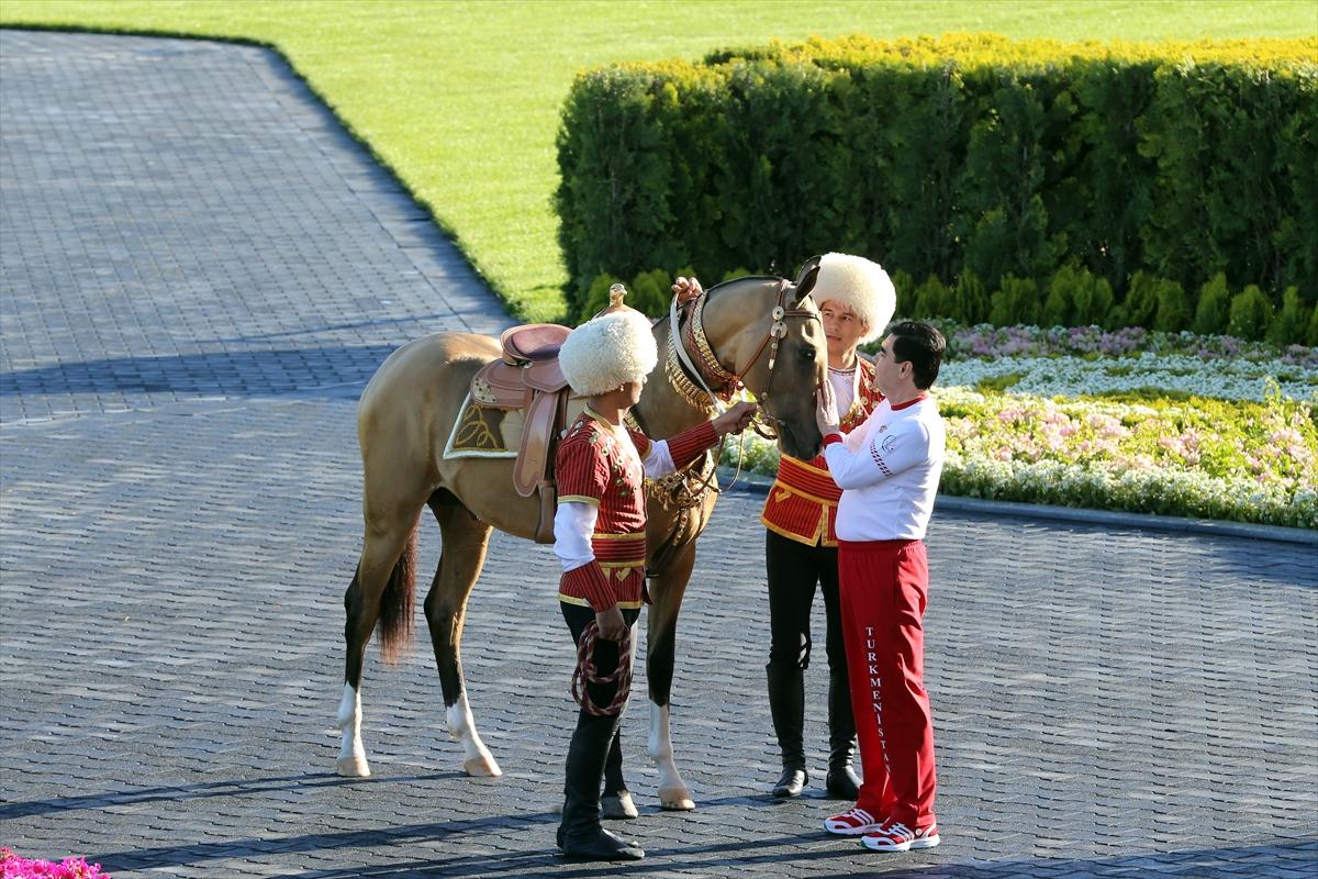 Türkmenistan'da At Bayramı etkinlikleri