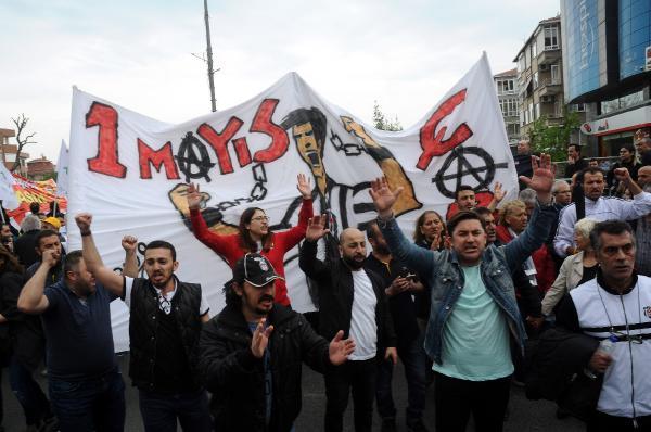Taraftar grupları 1 Mayıs kutlamalarında