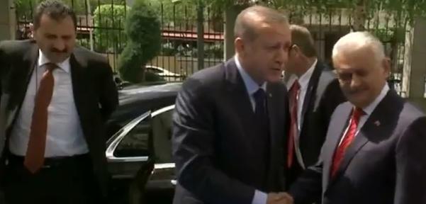 Erdoğan'ın AK Parti'ye dönüşü