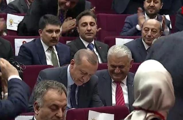 Erdoğan'ın AK Parti'ye dönüşü