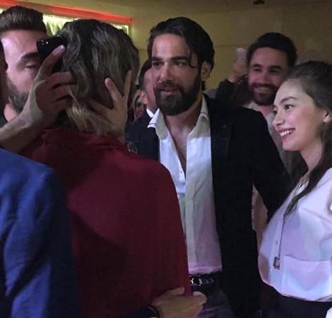 Kadir ve Kemal Doğulu kardeşinin kına gecesinde ağladı