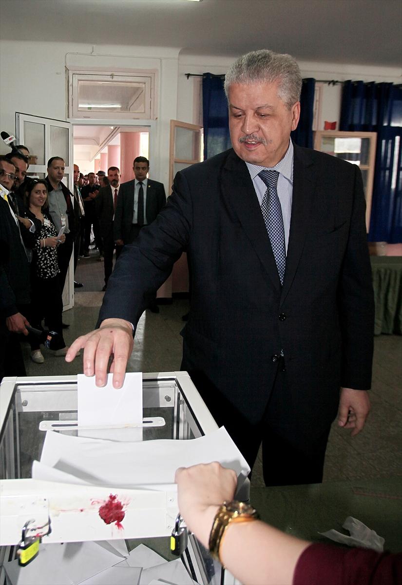 Cezayir'de genel seçimler