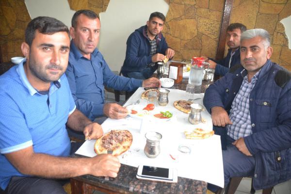 Siirt büryanı için her gün kentte 20 kuzu kesiliyor