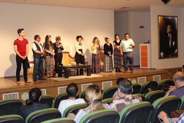 Bakkaldı, yönetmen oldu