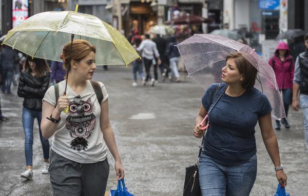 İstanbul'da aralıklı sağanak yağmur