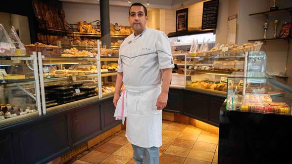 Macron'un ekmekleri Tunuslu Sami'den