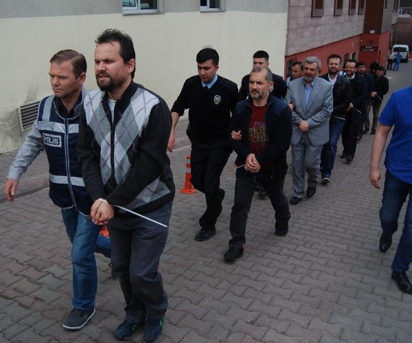 Kayseri'de FETÖ'nün 26 mahrem imamı tutuklandı