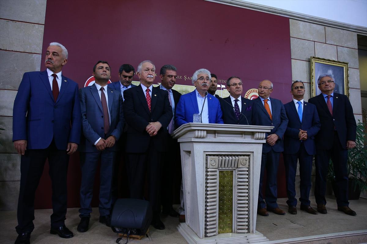 Açlık grevi yapan CHP'li vekiller Meclis'te konuştu