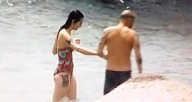 Birce Akalay yeni aşkıyla görüntülendi