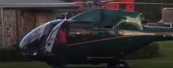 Avustralyalı pilot acıkınca helikopteriyle restorana indi