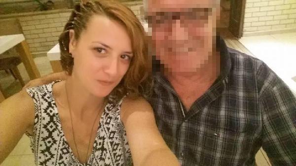 Boşandığı eşini çekiçle öldürdü