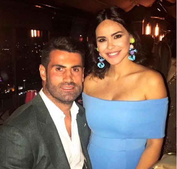 Zeynep Demirel'in karnı gözüktü