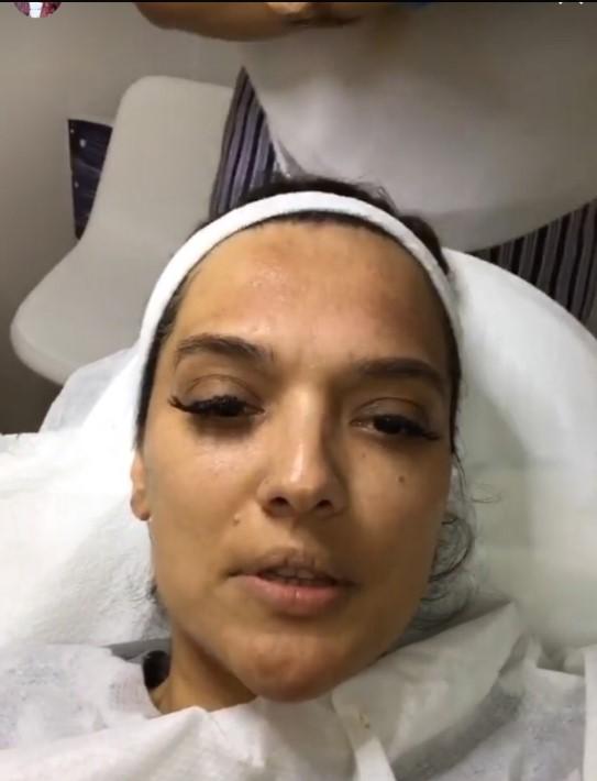 Demet Akalın güzellik merkezinde