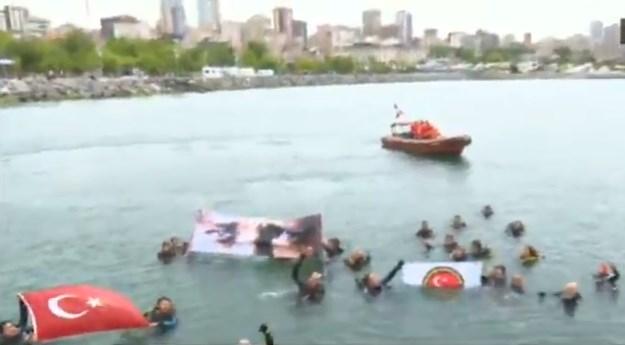 Kalamış sahilinde Atatürk dalışı