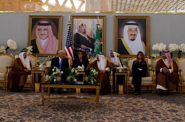 Melania Trump'ın Arabistan hassasiyeti