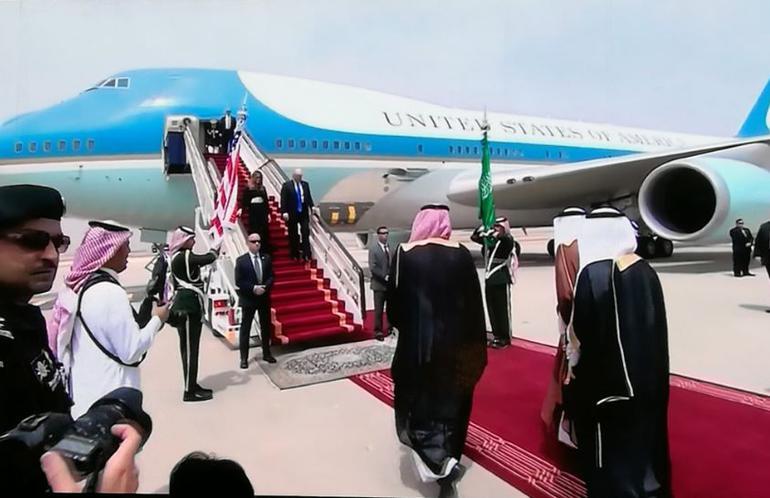 Melania Trump'ın Arabistan hassasiyeti