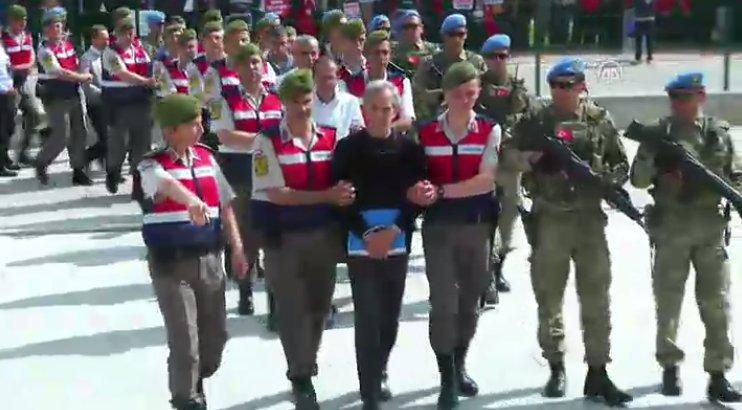 Darbeciler hakim karşısına çıkıyor