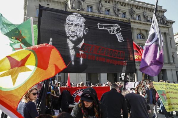 İslamofobi Erdoğanfobi'ye dönüştürülüyor