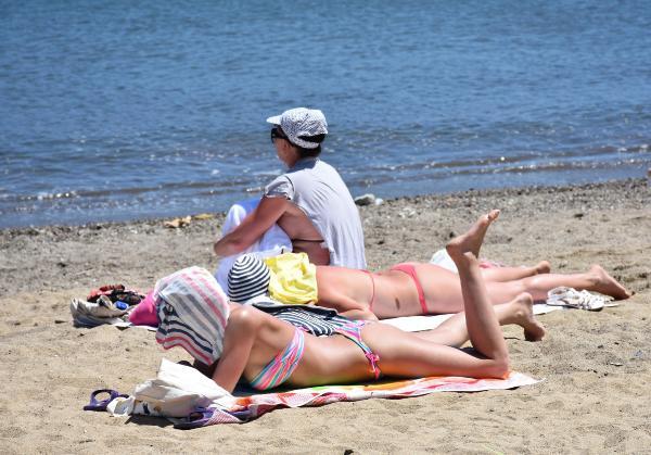 Marmaris'te sahiller hareketlendi