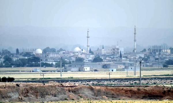 ABD terör örgütü YPG'ye silah gönderdi