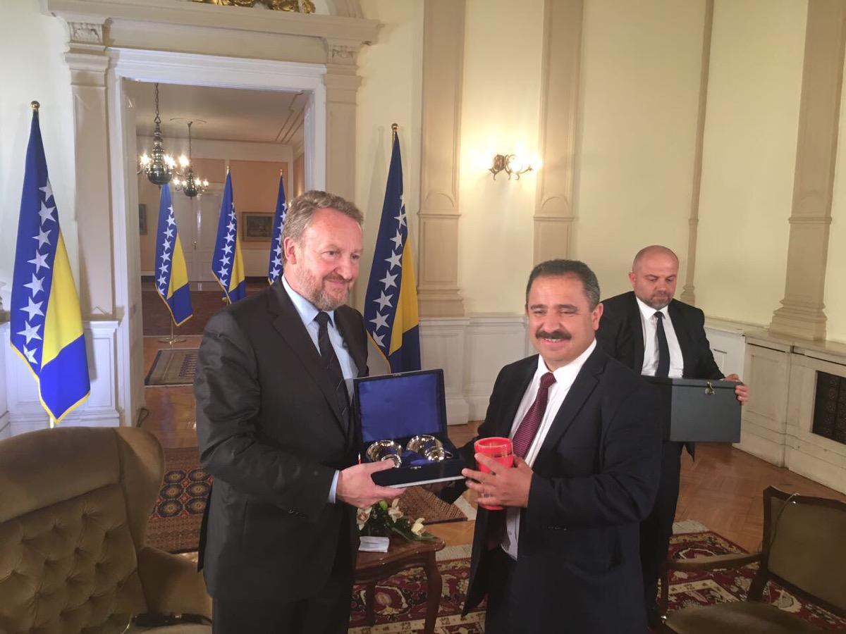 Bakir İzzetbegoviç FETÖ'yü yorumladı