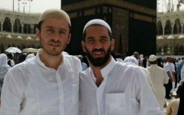 Arda Turan Hac fotoğrafına yapılan yoruma çok öfkelendi