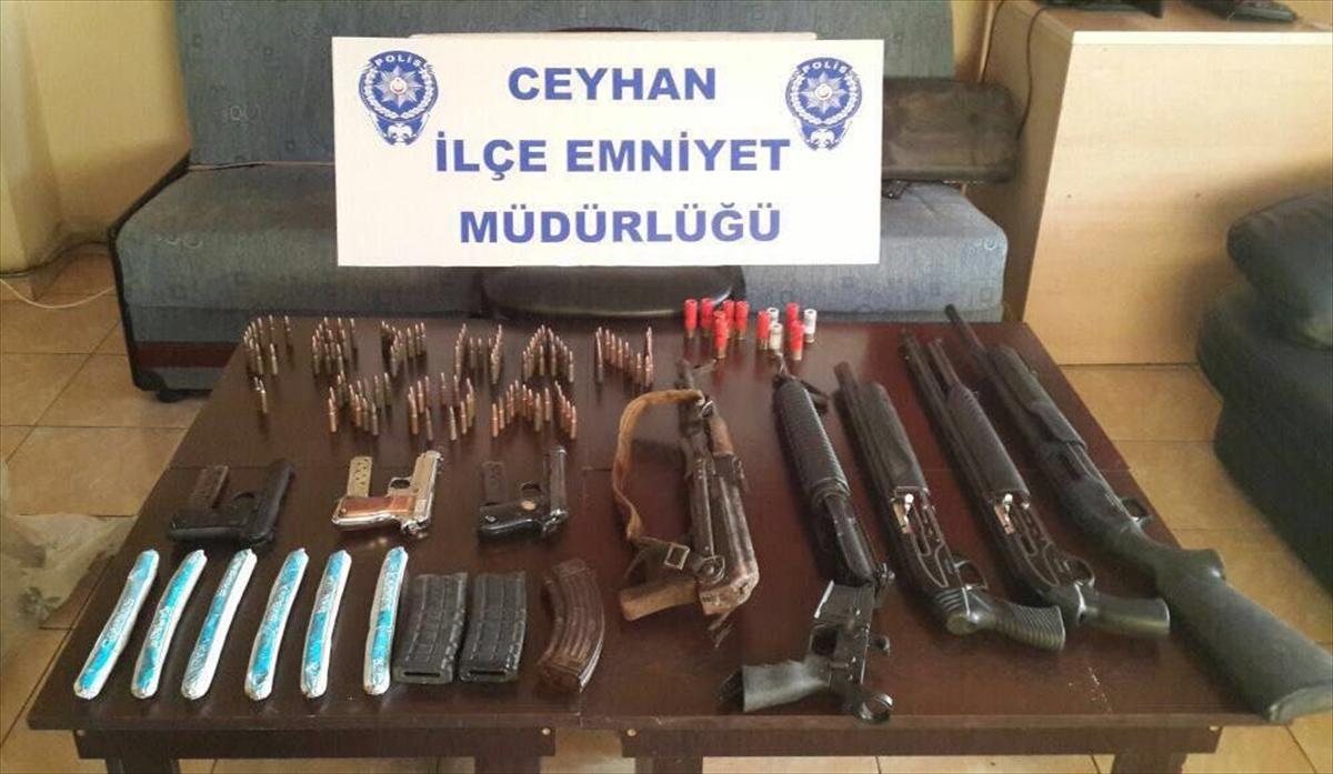 Adana'da silah ve dinamit lokumu ele geçirildi