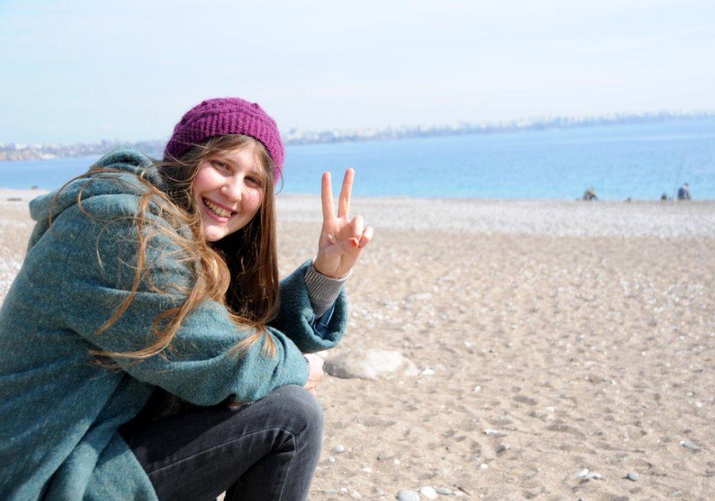 Kırmızı fularlı kız Rakka'da öldürüldü