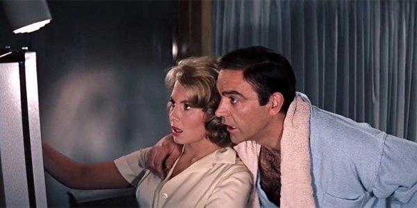 Bond kızı Molly Peters hayatını kaybetti