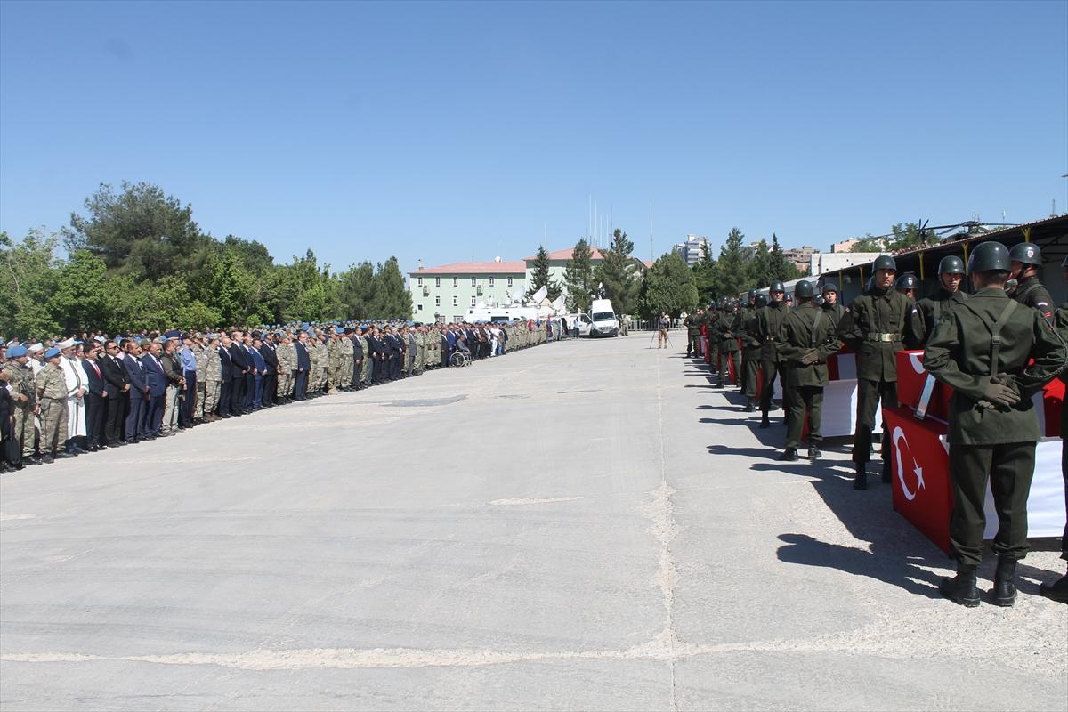 Şırnak Şehitleri için askeri tören