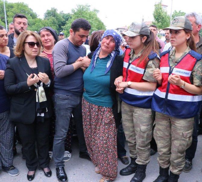 Şehit Yarbay Songül Yakut'a son görev