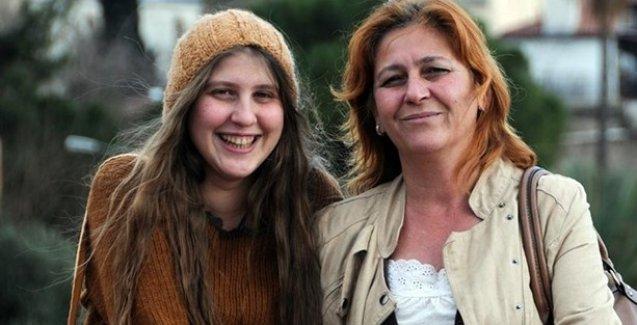 Kırmızı fularlı teröristin annesi konuştu