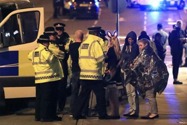 Ariana Grande Manchester'da yeniden konser verecek