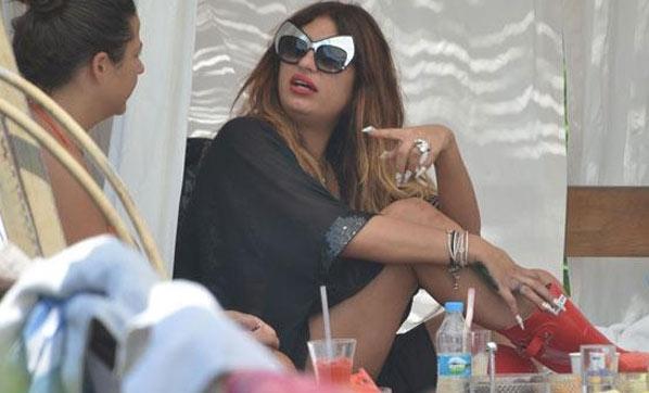 Süreyya Yalçın, kuaförünü Bahamalar’a çağırdı