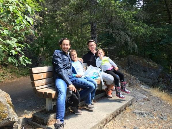 Hamile baba, bu yaz doğuracak