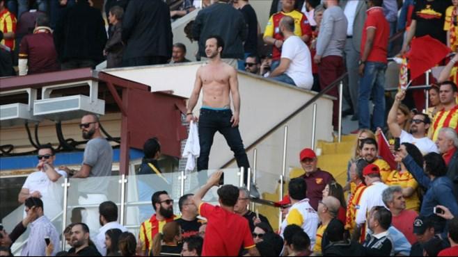 Rıza Kocaoğlu sahaya indi