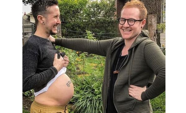 Hamile baba, bu yaz doğuracak