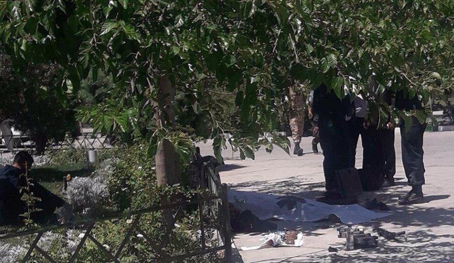 Humeyni'nin mezarına saldırı anı