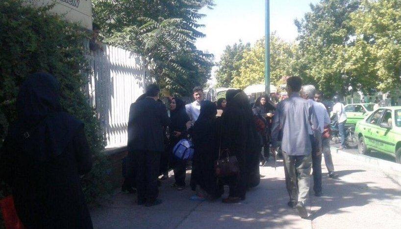 İran parlamentosuna saldırı