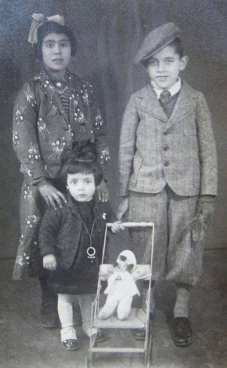 Ümit Yaşar Oğuzcan kimdir