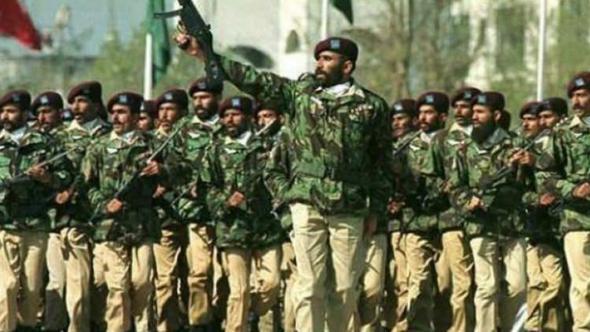 Pakista'da Katar'a asker gönderme önergesi